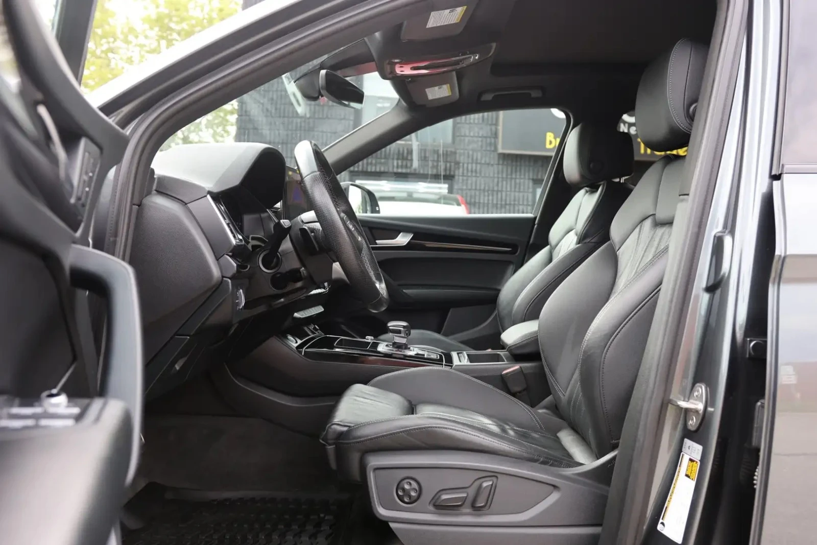 Audi Q5 Progressiv S Line Quattro ЦЕНА ДО БГ АВТОКРЕДИТ, снимка 9 - Автомобили и джипове - 55265773