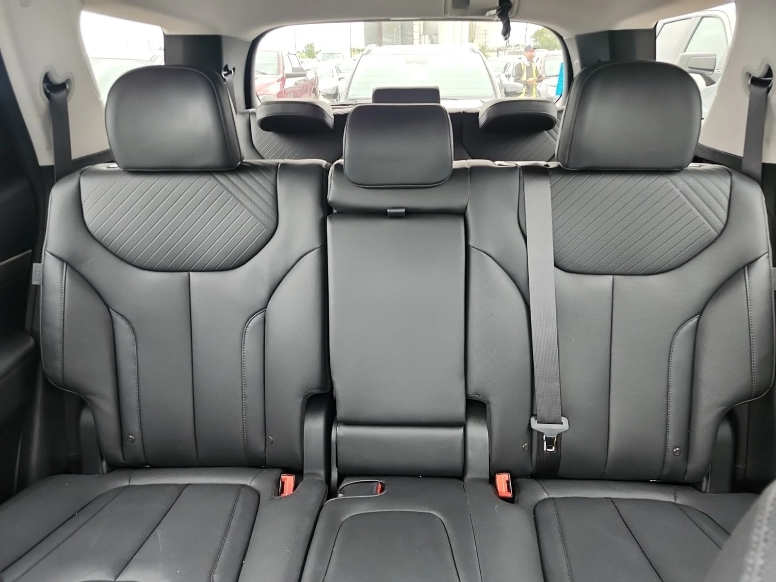 Hyundai Palisade 4D UTILITY AWD 8P | URBAN / CARFAX / АВТОКРЕДИТ , снимка 12 - Автомобили и джипове - 56103882