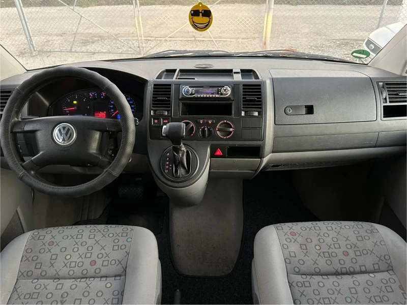 VW Transporter T5 2.5 TDI Автомат 6 ск, снимка 9 - Бусове и автобуси - 47671476