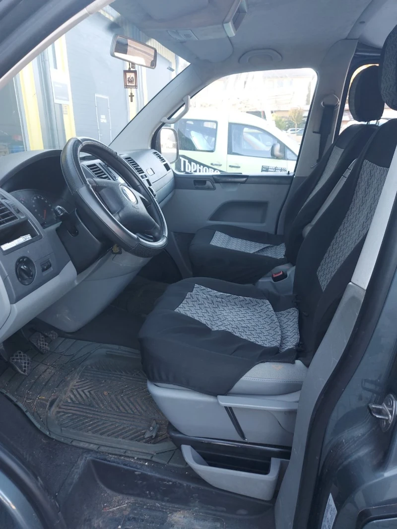 VW Transporter 2.5, снимка 12 - Бусове и автобуси - 47914632