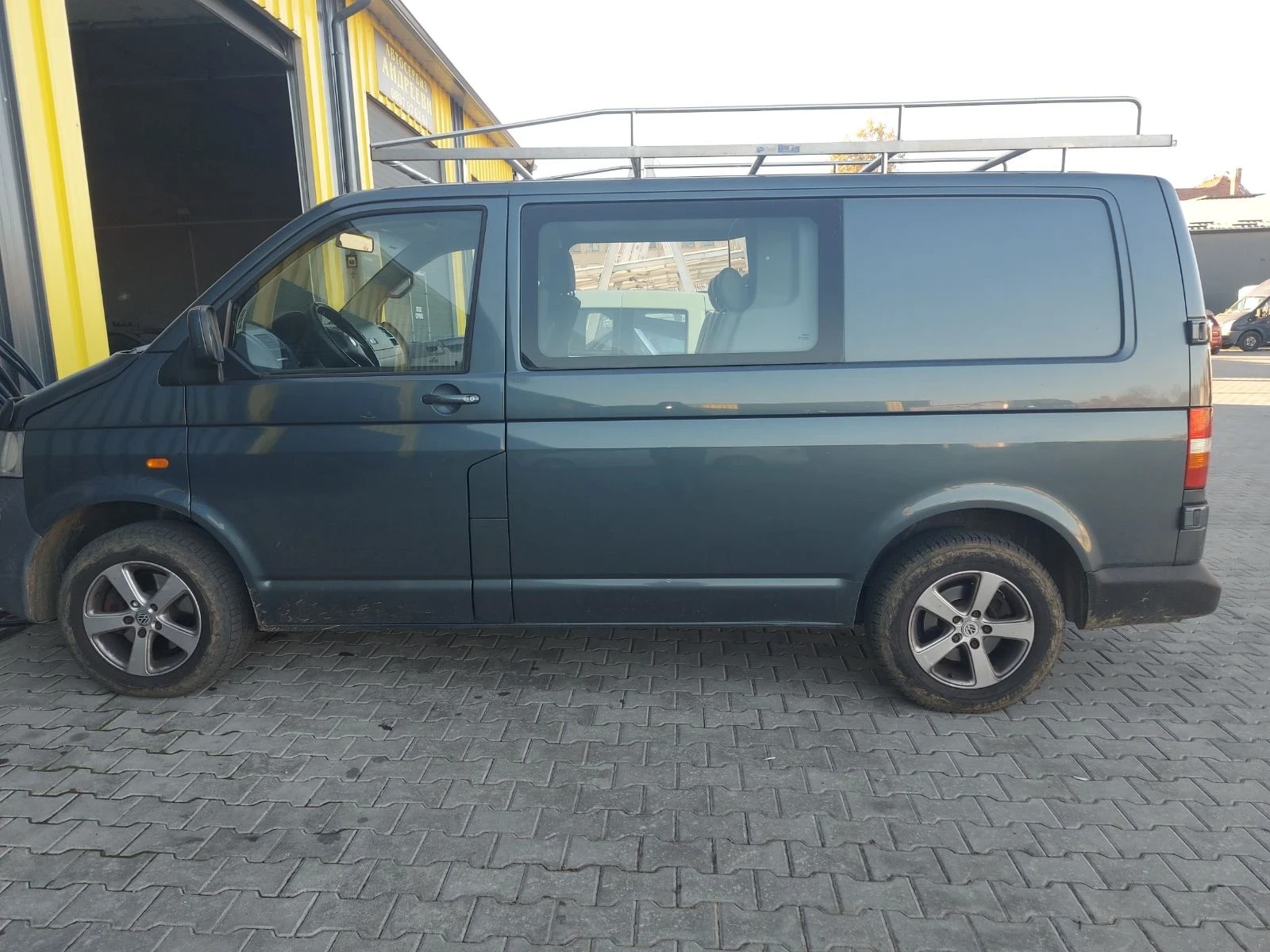 VW Transporter 2.5 - изображение 7