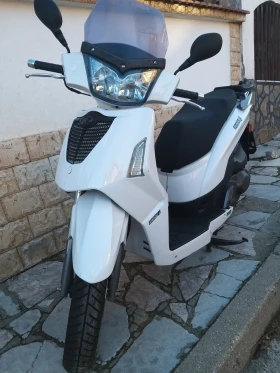 Kymco People, снимка 1