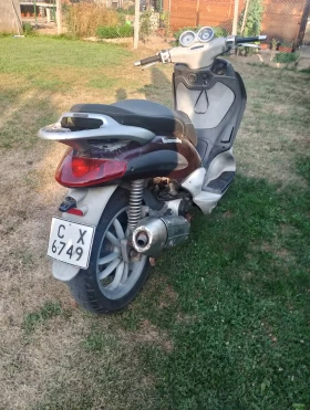 Обява за продажба на Piaggio Beverly 200cc ~1 450 лв. - изображение 2