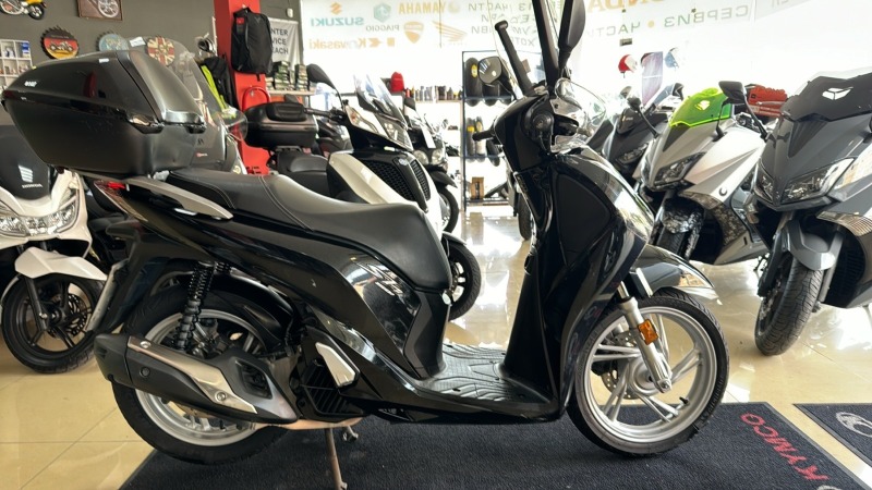 Honda Sh 150АBS, снимка 13 - Мотоциклети и мототехника - 45889952