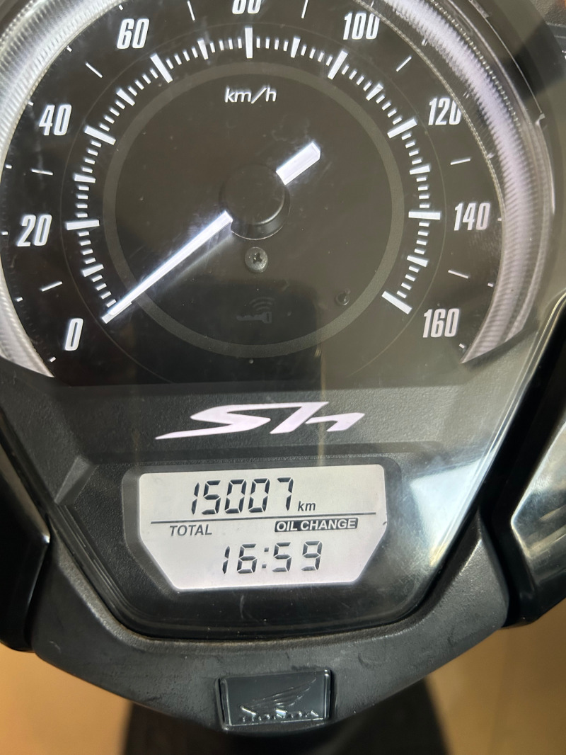 Honda Sh 150АBS, снимка 16 - Мотоциклети и мототехника - 45889952