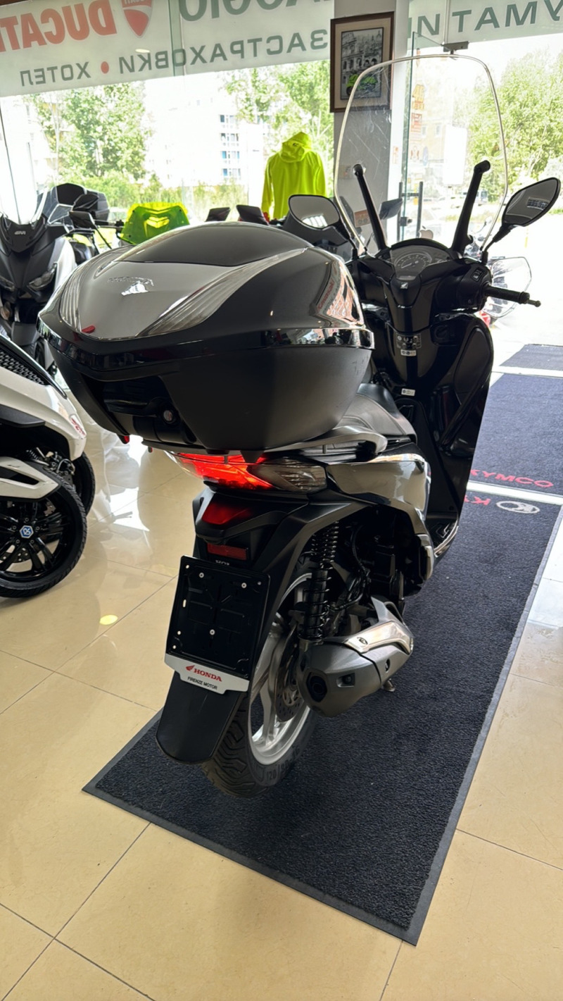 Honda Sh 150АBS, снимка 6 - Мотоциклети и мототехника - 45889952