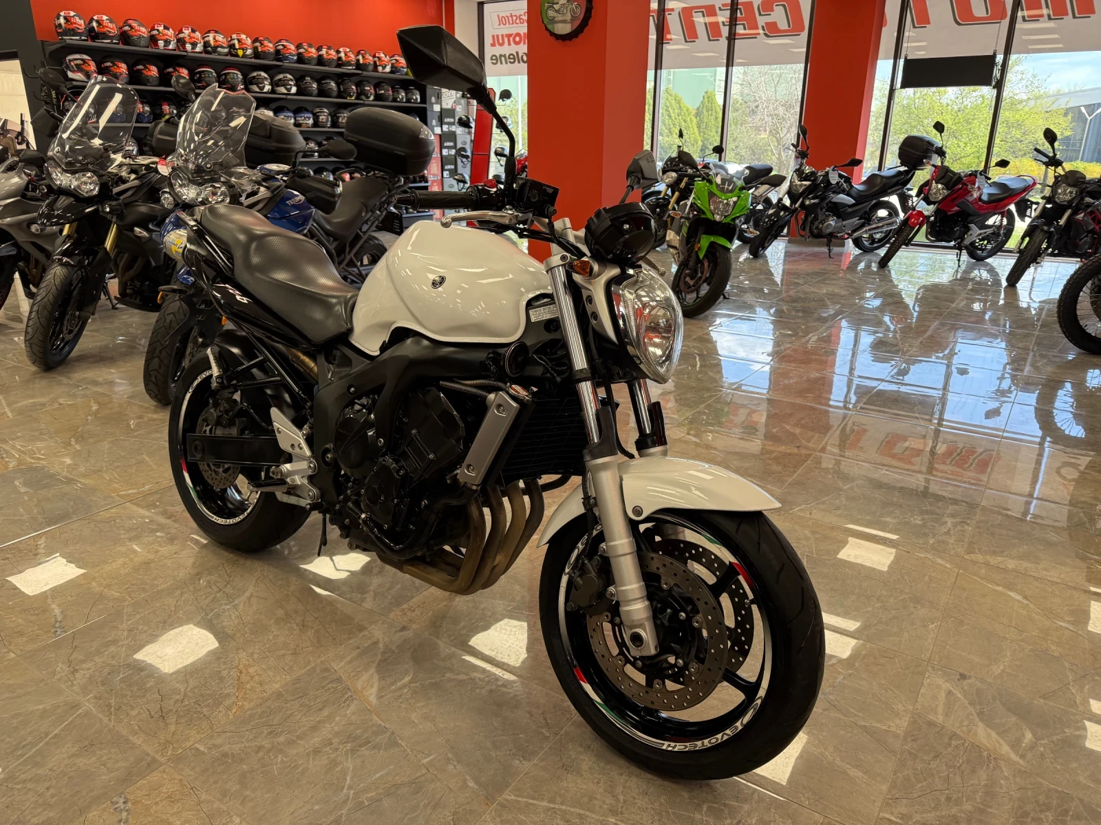 Yamaha FZ6 2006 - изображение 2