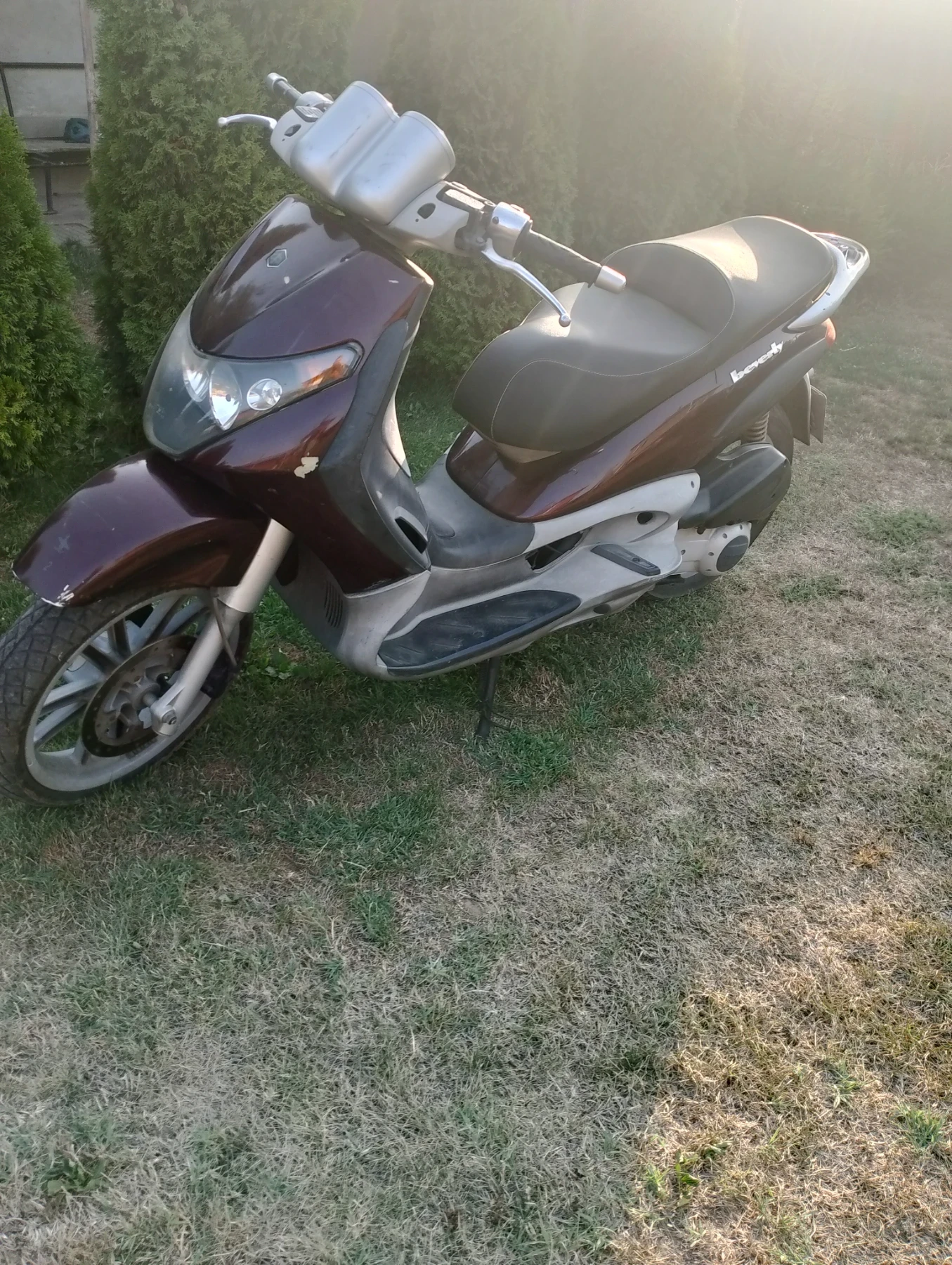 Piaggio Beverly 200cc - изображение 4