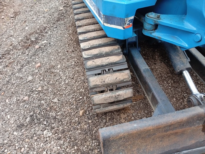 Багер Hitachi EX24, снимка 12 - Индустриална техника - 53122886