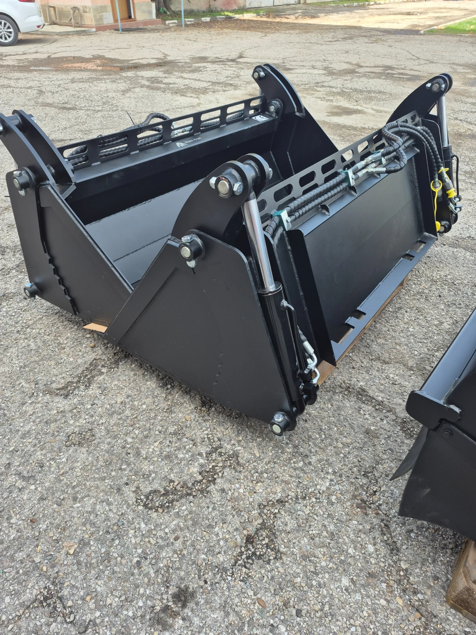 Мини челни товарачи Bobcat, снимка 1