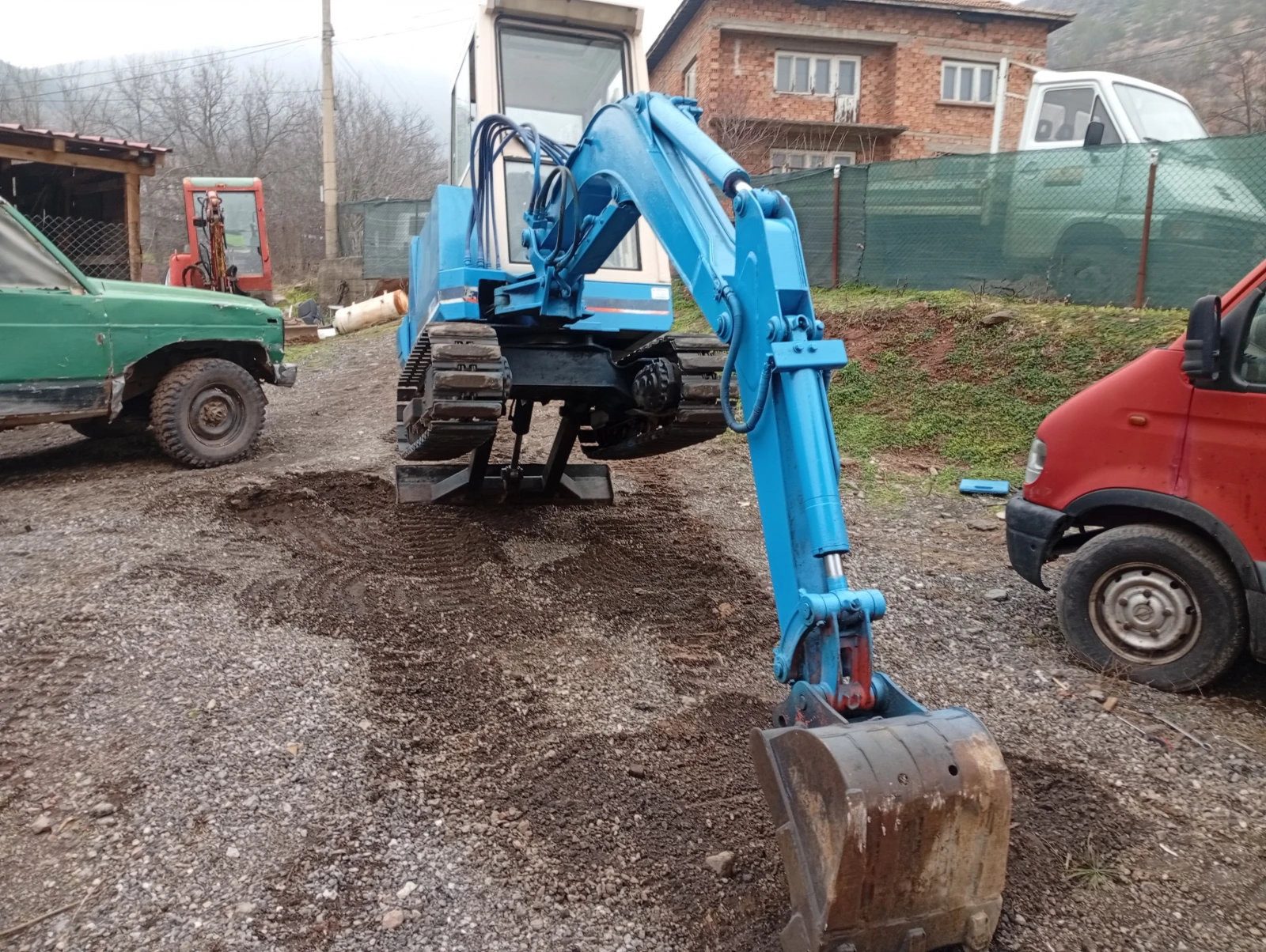 Багер Hitachi EX24 - изображение 5