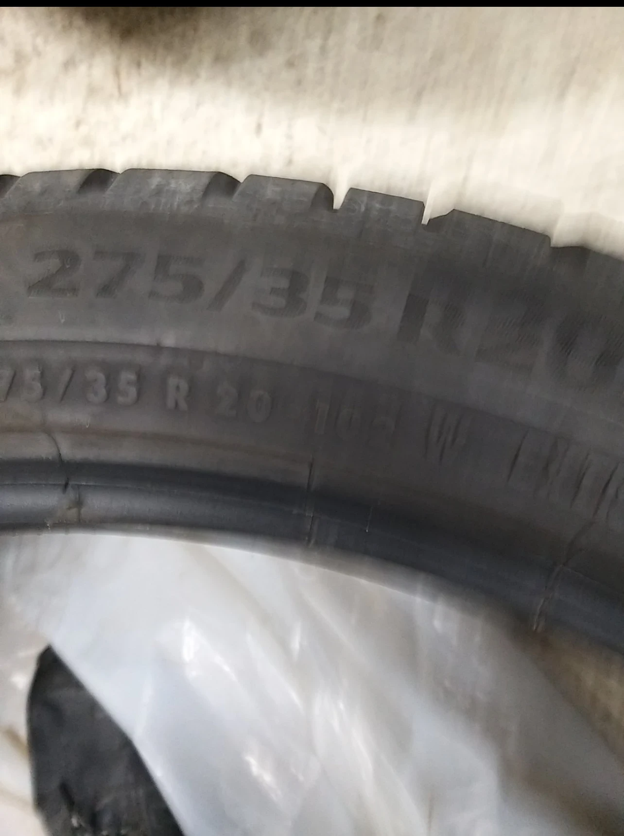 ���� 275/35R20 | Mobile.bg � ����������� 1