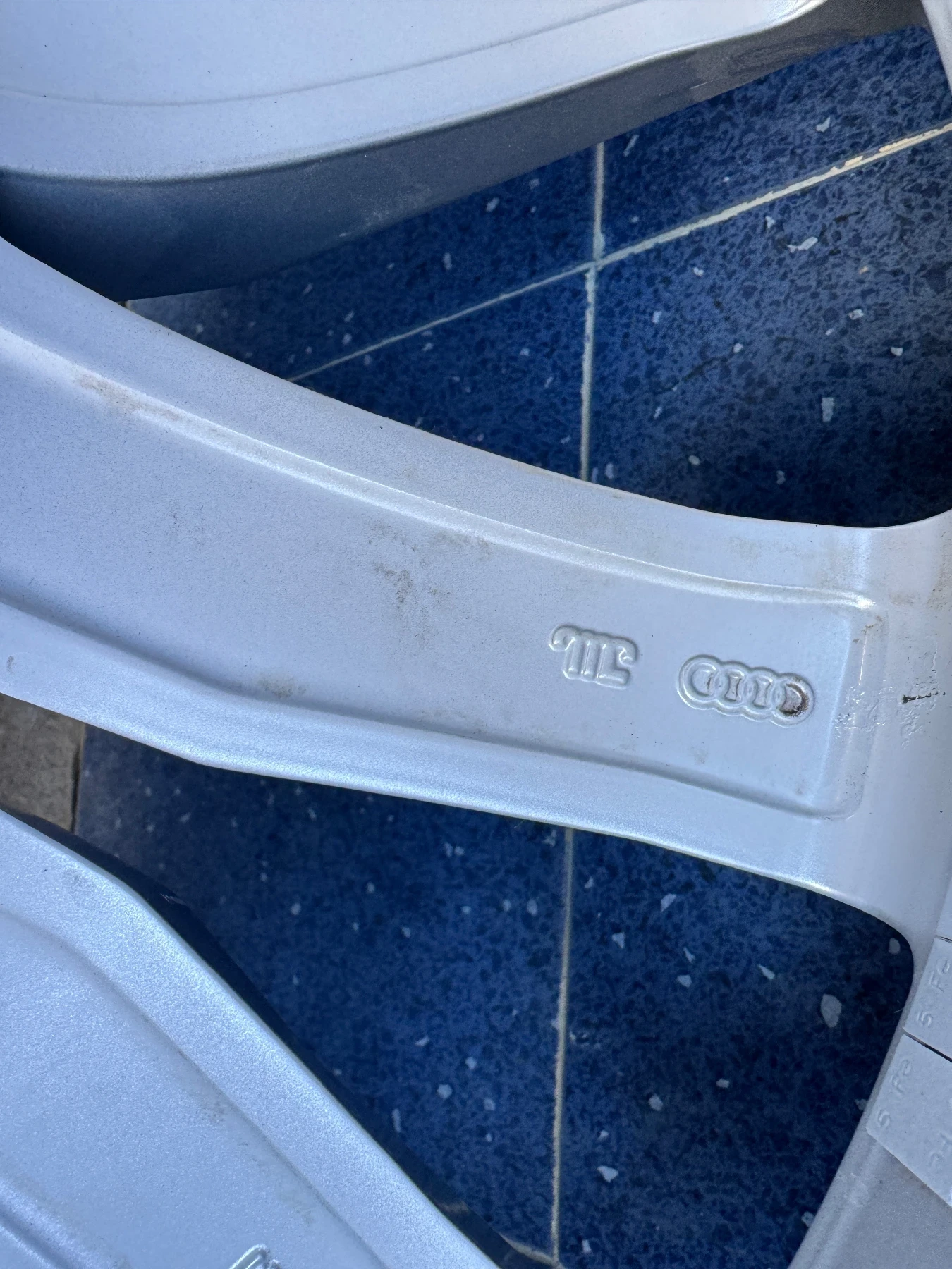 Гуми с джанти Continental 265/50R20, снимка 7 - Гуми и джанти - 54698109