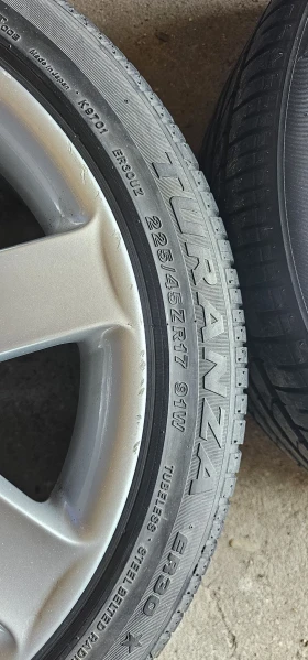����� �� �������� �� ���� � ������ 225/45R17 �� BMW
