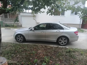 Mercedes-Benz C 200 Седан, снимка 5