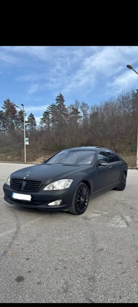     Mercedes-Benz S 500