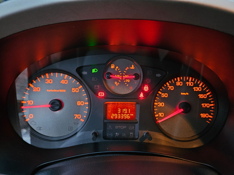 Peugeot Partner Tepee 1.6 Бензин/Газ, снимка 7 - Автомобили и джипове - 46418942