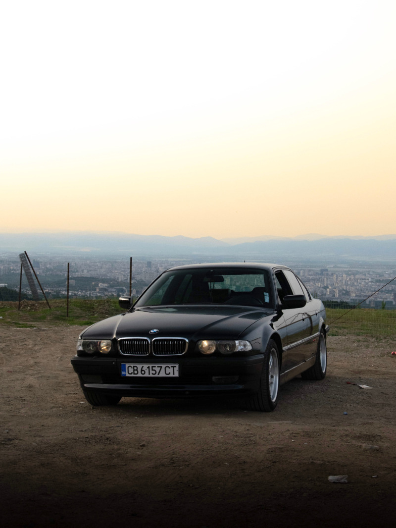 BMW 740, снимка 3 - Автомобили и джипове - 46248123