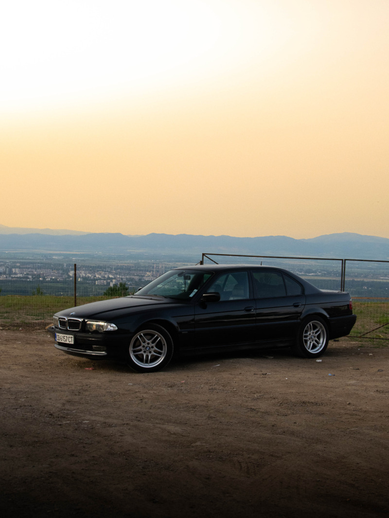 BMW 740, снимка 4 - Автомобили и джипове - 46248123