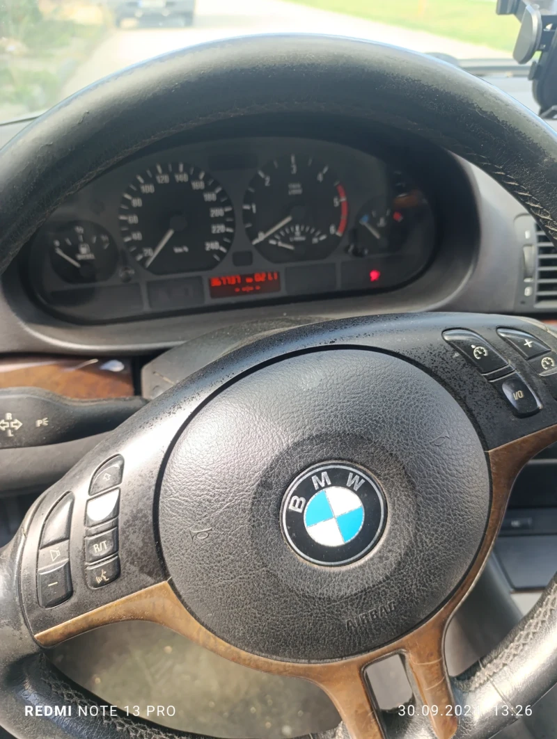 BMW 320 2.0, снимка 5 - Автомобили и джипове - 47406808