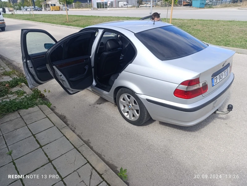 BMW 320 2.0, снимка 8 - Автомобили и джипове - 47406808