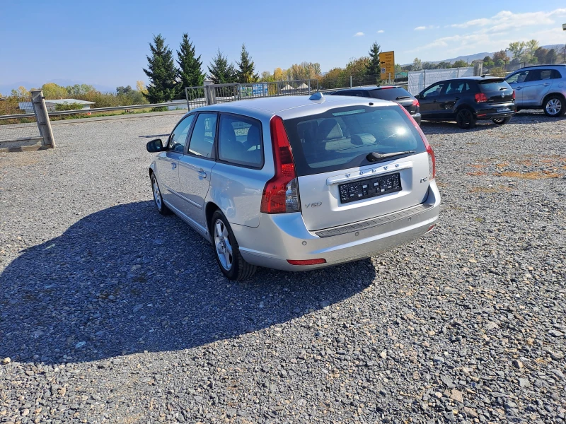 Volvo V50 1.6d D2 , снимка 5 - Автомобили и джипове - 47632541