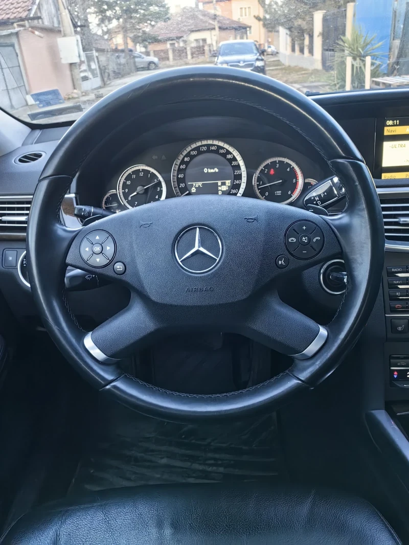 Mercedes-Benz E 350 4матик, снимка 7 - Автомобили и джипове - 49010181