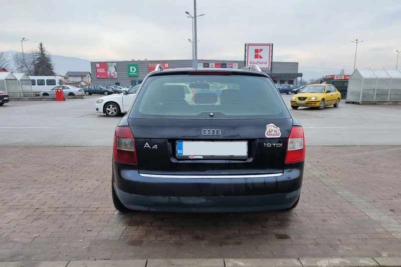 Audi A4 1.9 TDI, снимка 7 - Автомобили и джипове - 49218118