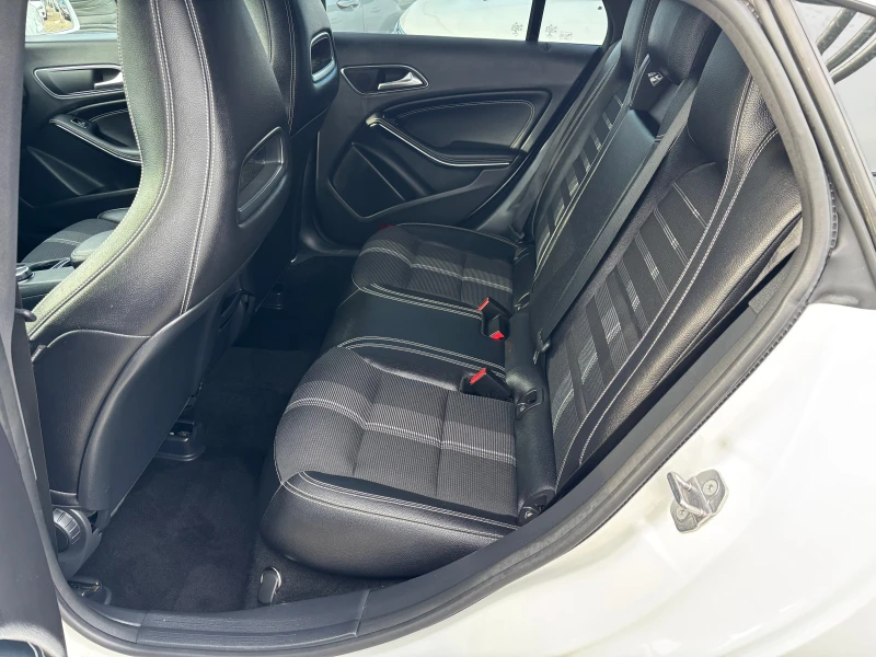 Mercedes-Benz CLA 200 2.2 cdi, снимка 10 - Автомобили и джипове - 49697907