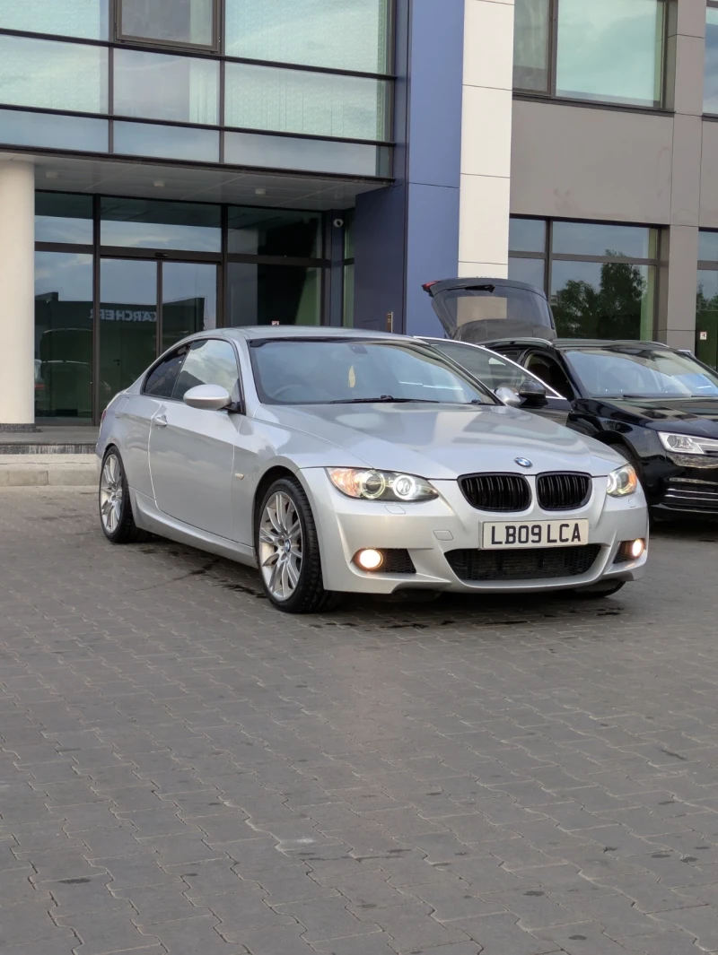 BMW 330, снимка 4 - Автомобили и джипове - 52431993