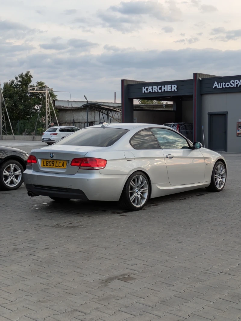 BMW 330, снимка 6 - Автомобили и джипове - 52431993