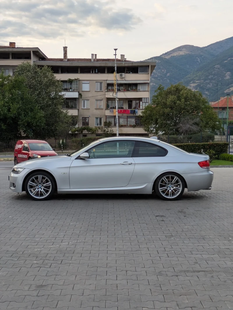 BMW 330, снимка 9 - Автомобили и джипове - 52431993