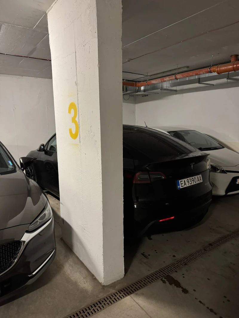 Tesla Model Y Performance , снимка 16 - Автомобили и джипове - 52745191