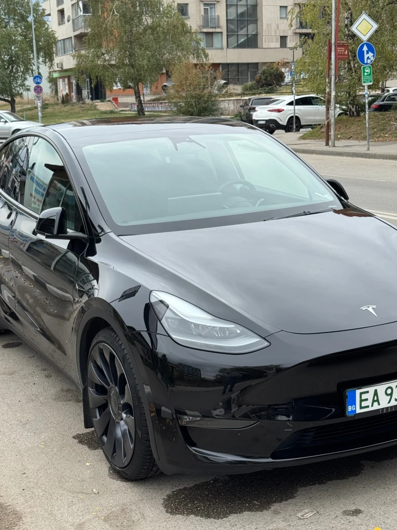 Tesla Model Y Performance , снимка 4 - Автомобили и джипове - 52745191