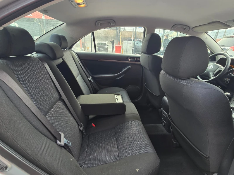 Toyota Avensis 1.8i/Лизинг, снимка 11 - Автомобили и джипове - 53233182