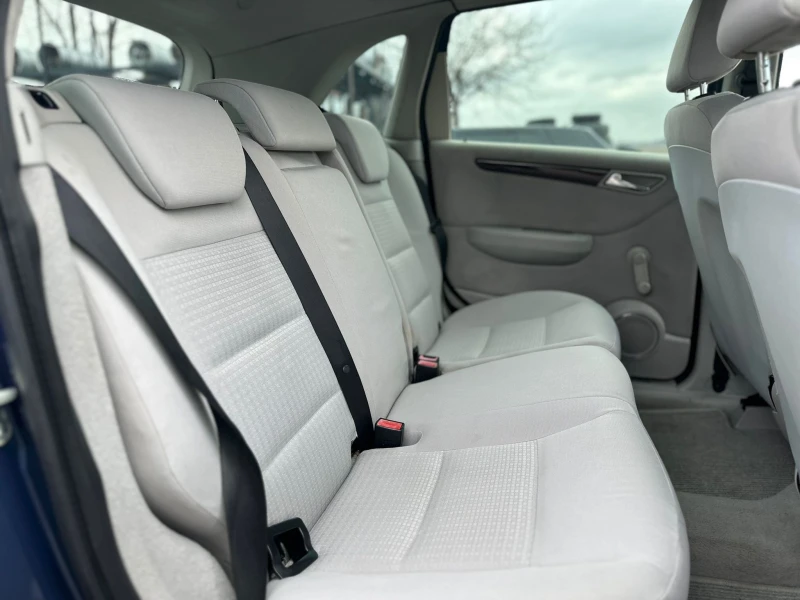 Mercedes-Benz B 200 / 2.0 D / 140 HP / AUTOMAT / NAVI /, снимка 11 - Автомобили и джипове - 53352843