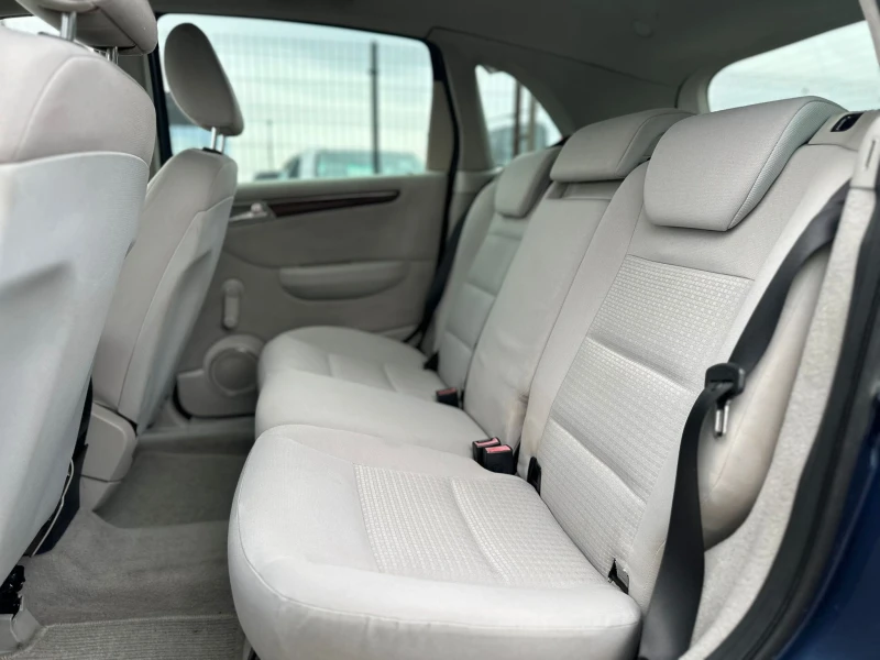 Mercedes-Benz B 200 / 2.0 D / 140 HP / AUTOMAT / NAVI /, снимка 10 - Автомобили и джипове - 53352843