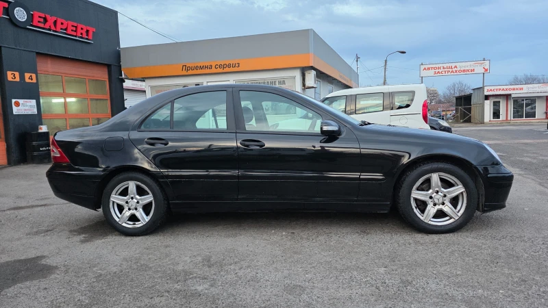 Mercedes-Benz C 220 2.2-150кс, снимка 7 - Автомобили и джипове - 53531041