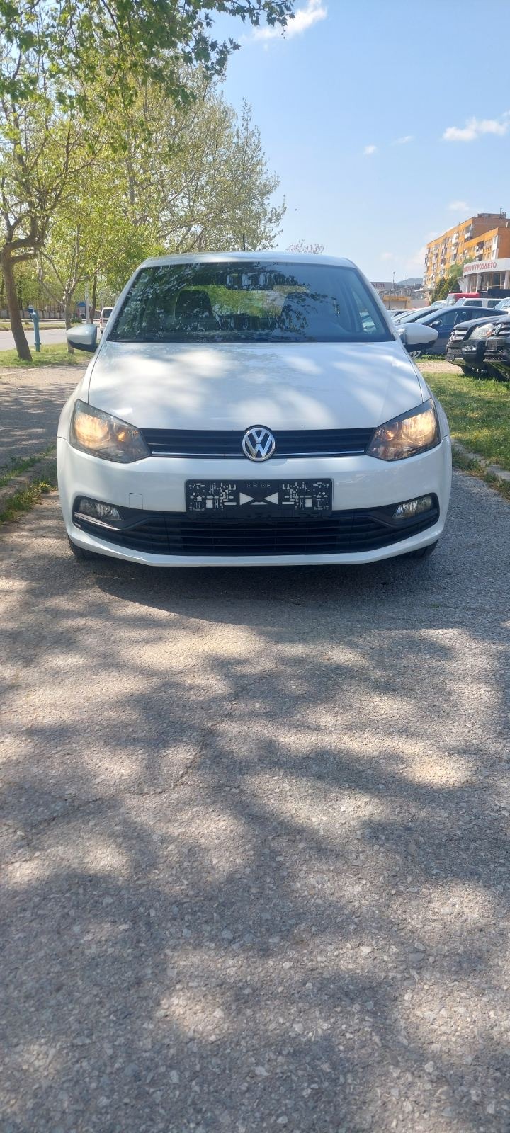 VW Polo 1.4 tdi клима EUR 6B - изображение 1