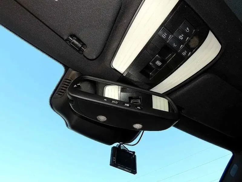 Mercedes-Benz E 220 | Mobile.bg � ����������� 15