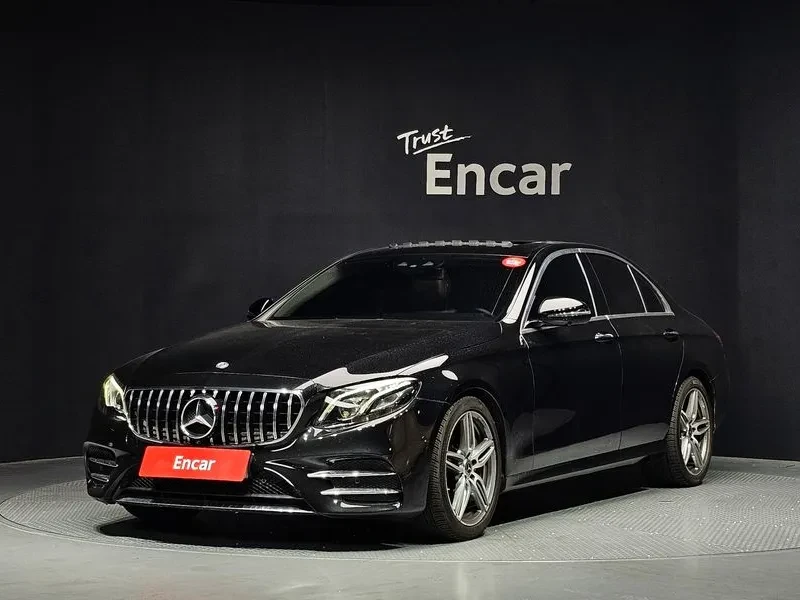 Mercedes-Benz E 300 Amg Line