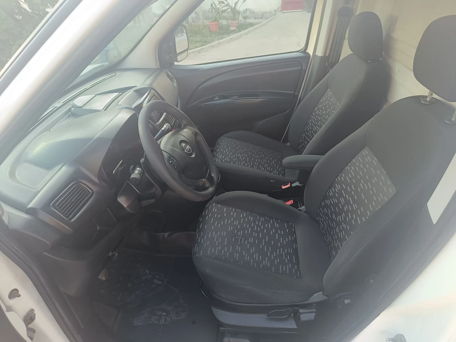 Opel Combo 1.3cdti Euro6 KLIMA  - изображение 7