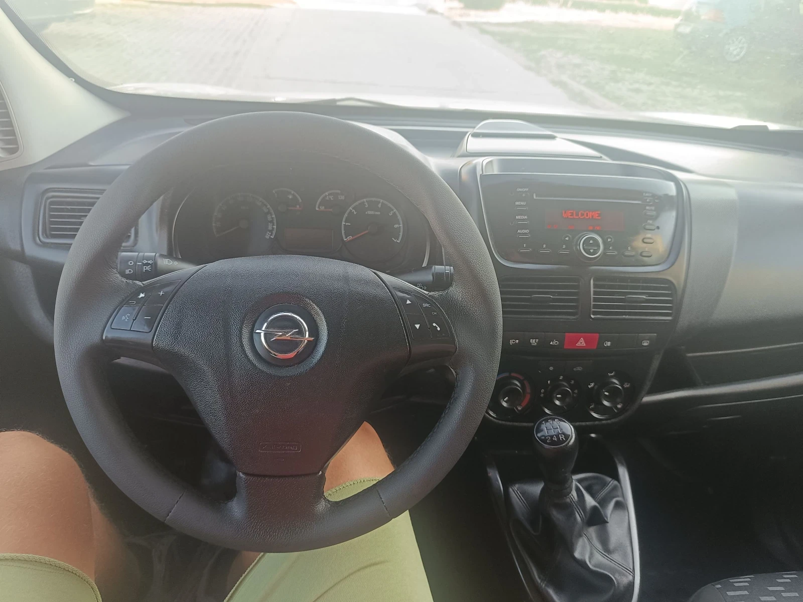 Opel Combo 1.3cdti Euro6 KLIMA  - изображение 9