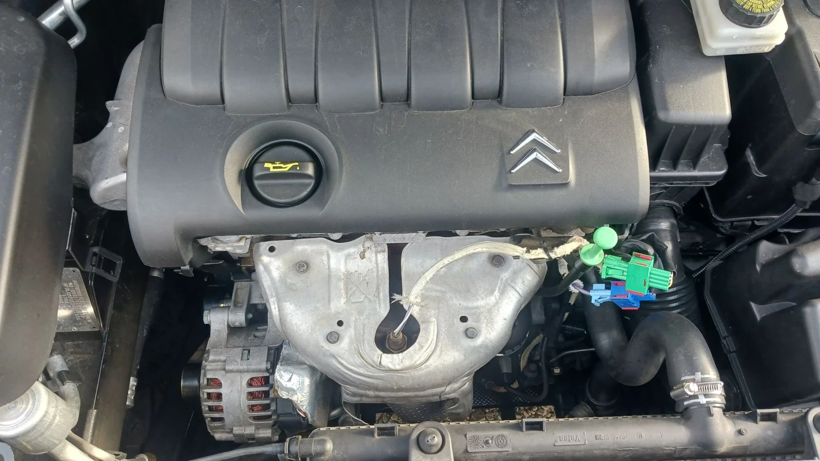 Citroen C4 1.4i - изображение 8