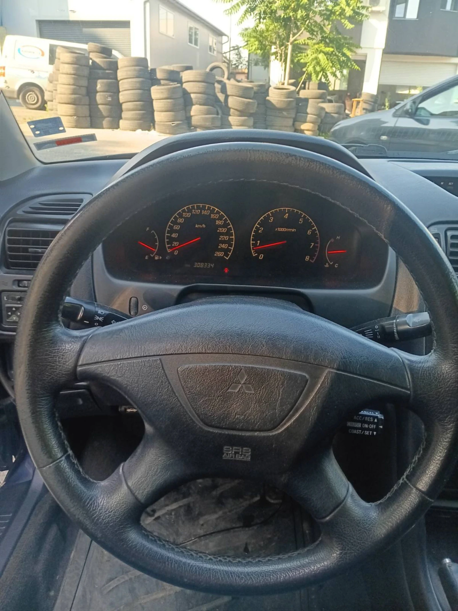 Mitsubishi Galant 2.5 V6 - изображение 8