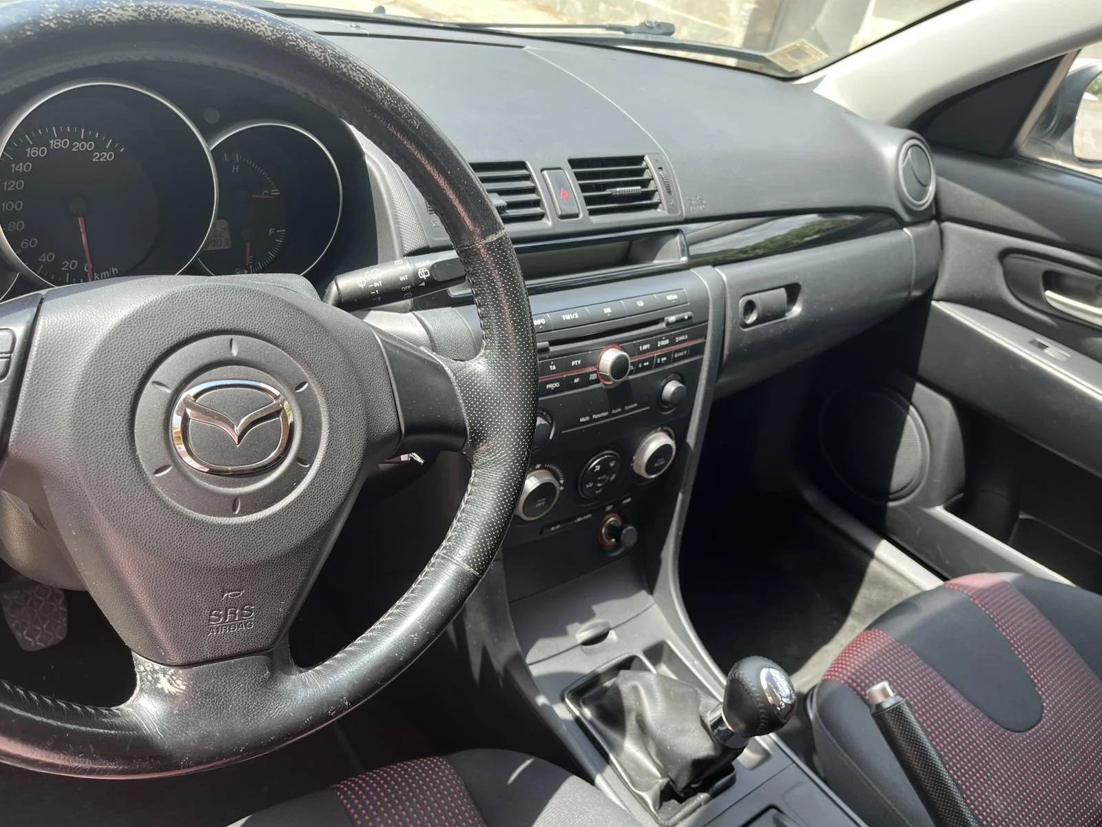 Mazda 3 1.6hdi - изображение 8