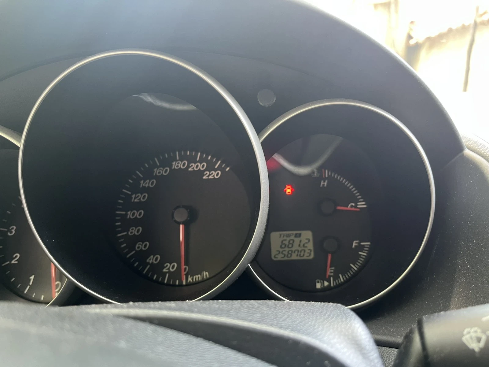 Mazda 3 1.6hdi - изображение 7