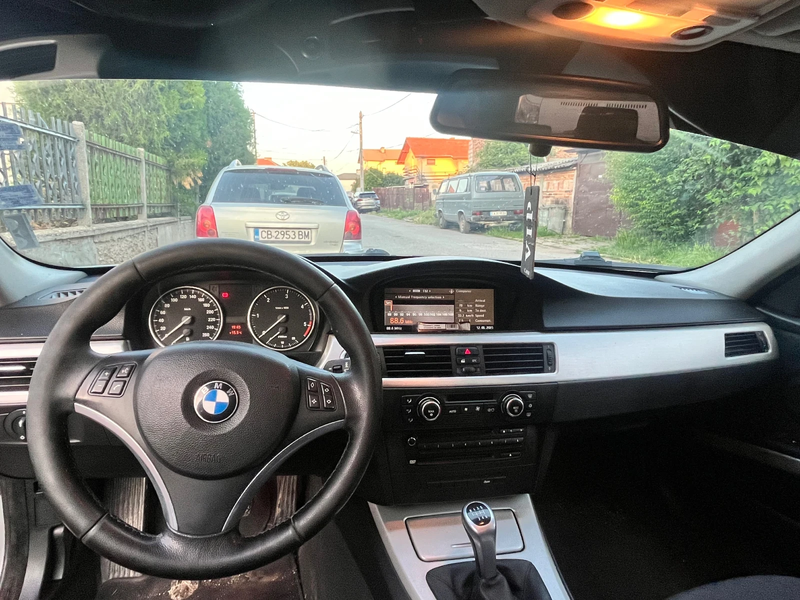 BMW 320 2.0 d  - изображение 7