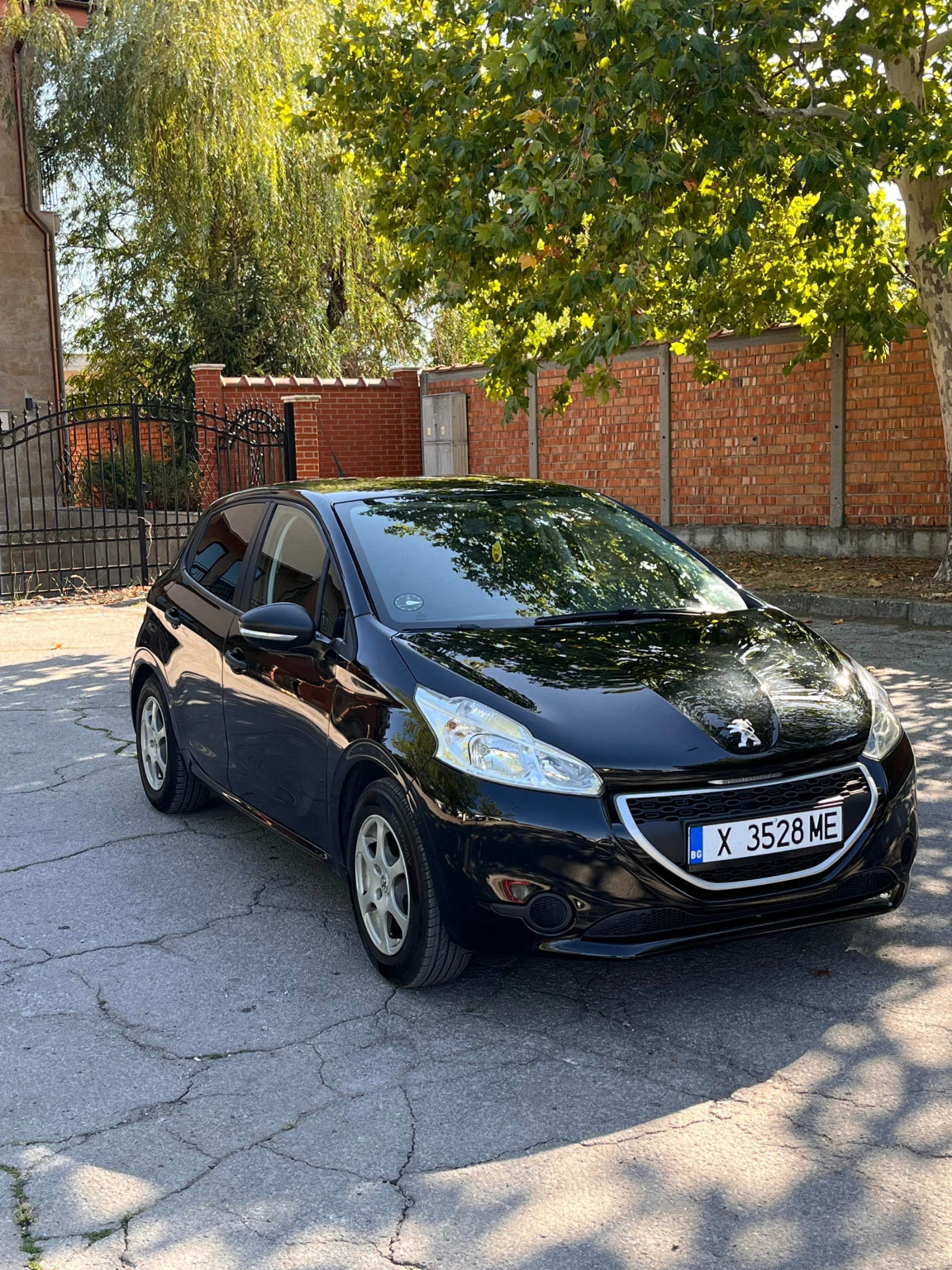 Peugeot 208 1.0i | Mobile.bg — изображение 1