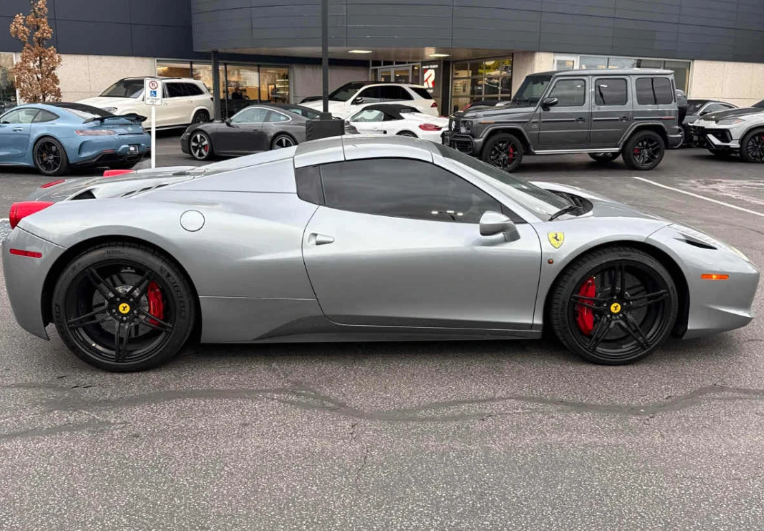 Ferrari 458 Italia Spider - изображение 4